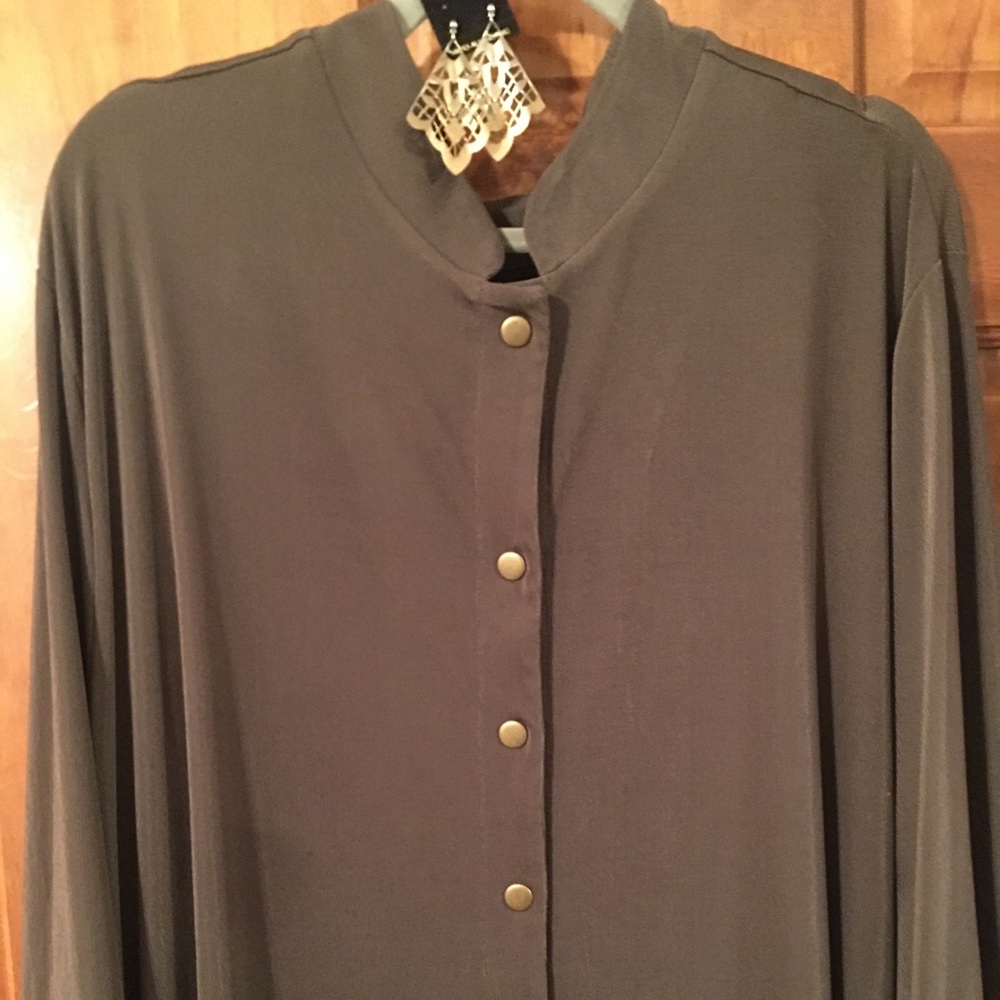 Nehru collar Button Down Top Plus FREE Earrings